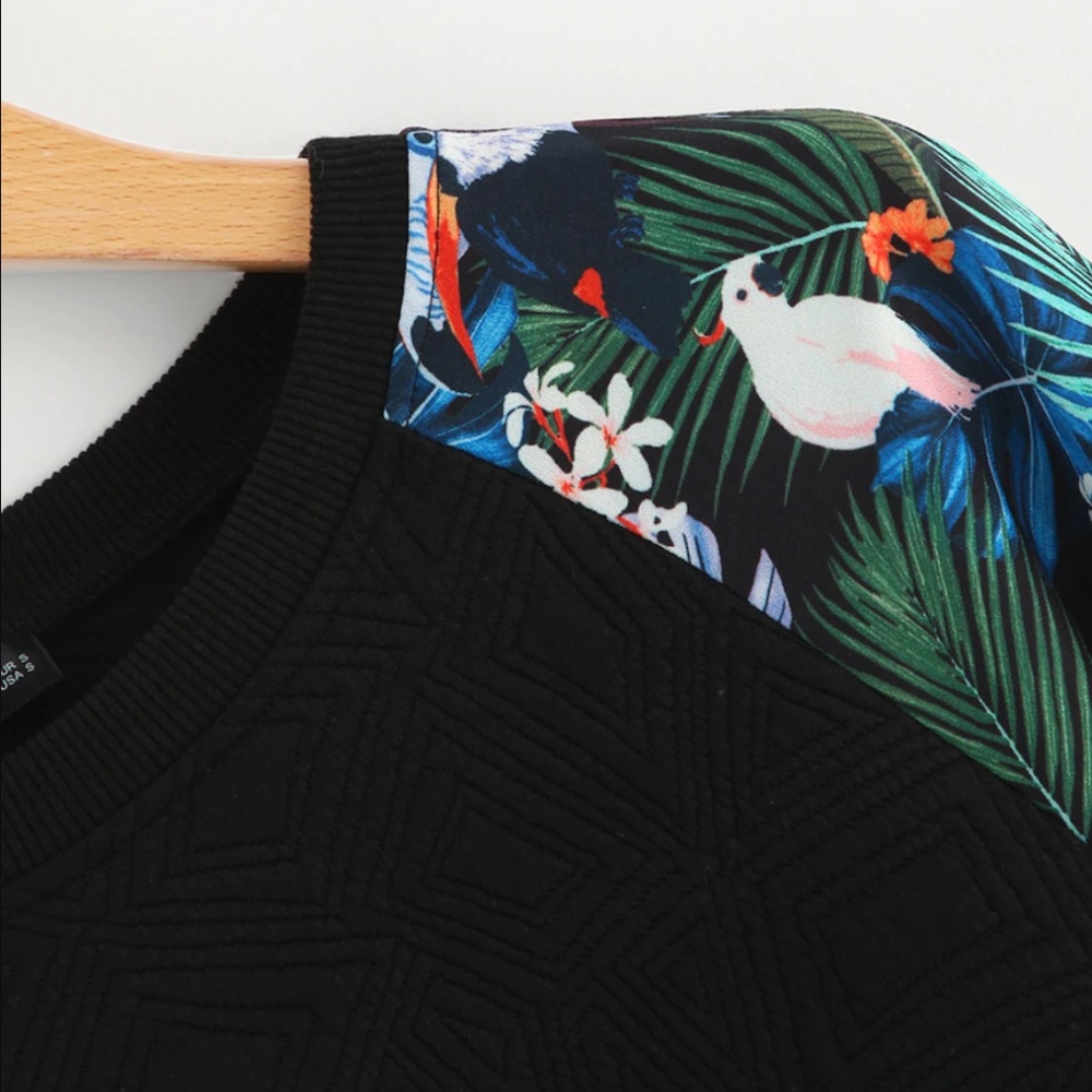 Tropical Print Sweatshirt - Picture 3 of 4